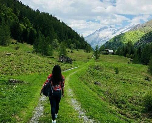 عکس پروفایل دخترونه اسپرت طبیعی