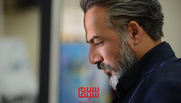 عکس امیر آقایی در رقص روی شیشه
