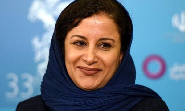 عکس فرشته صدرعرفایی در شبی که ماه کامل شد