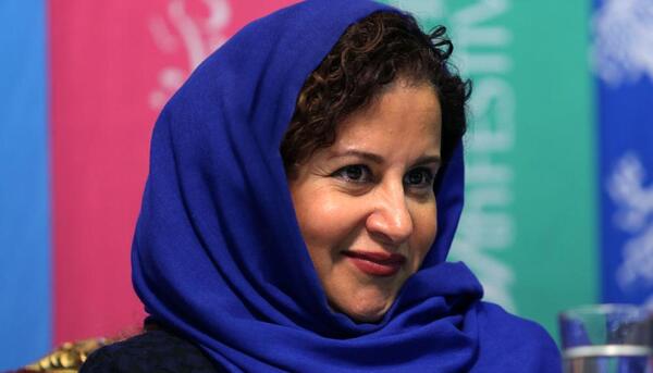 عکس فرشته صدرعرفایی در شبی که ماه کامل شد