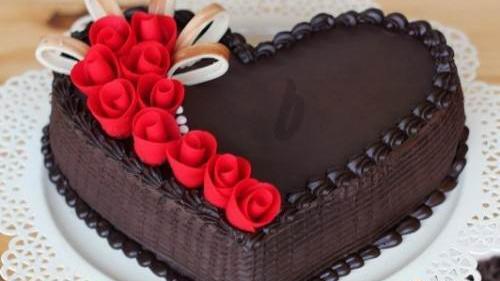 عکس کیک تولد قلبی