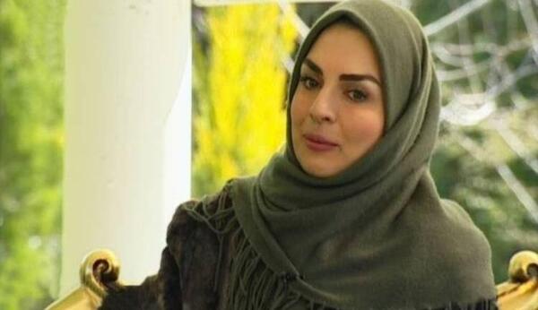 عکس بی حجاب الیزابت امینی