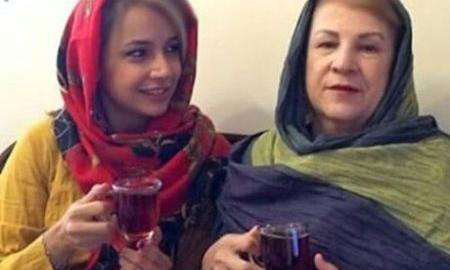 عکس شبنم قلی خانی و مادرش