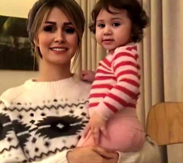 عکس بی حجاب همسر شاهرخ استخری