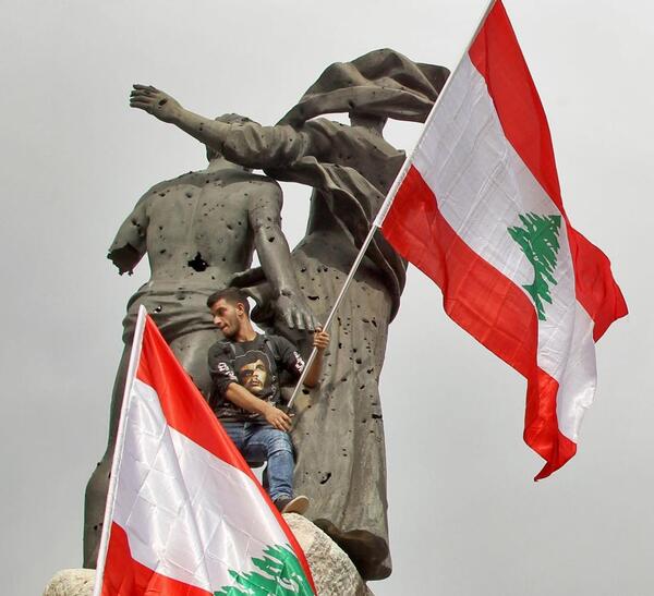عکس پرچم لبنان نشانه چیست