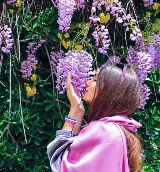 عکس پشت پروفایل شاد