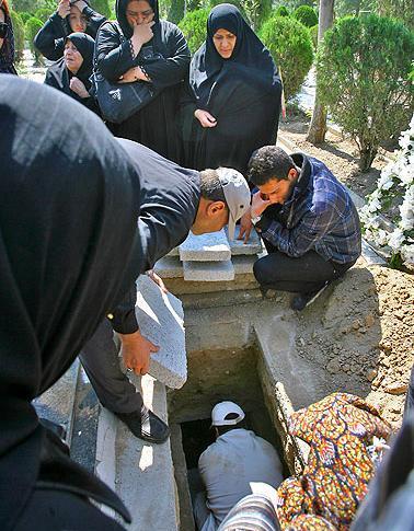 عکس همسر و فرزندان حمیده خیرآبادی