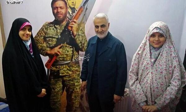 عکس سلیمانی با امام حسین