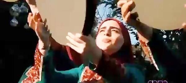 عکس فاطیما بهارمست در گروه بانوان رستا