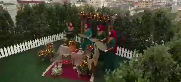 عکس فاطیما بهارمست در گروه بانوان رستا