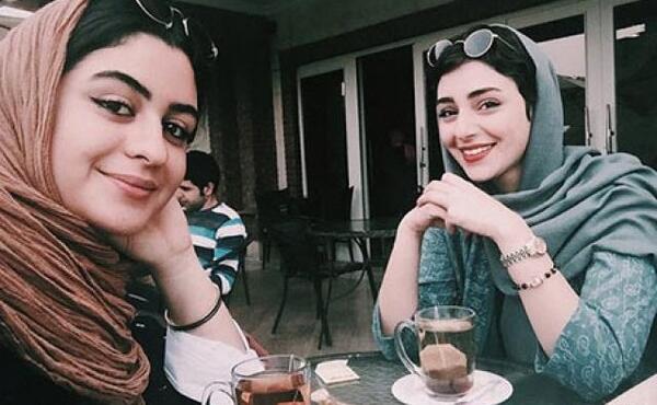 عکس فاطیما بهارمست در گروه بانوان رستا