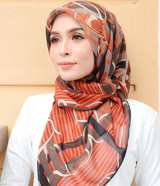 عکس فیک دختر حجابی