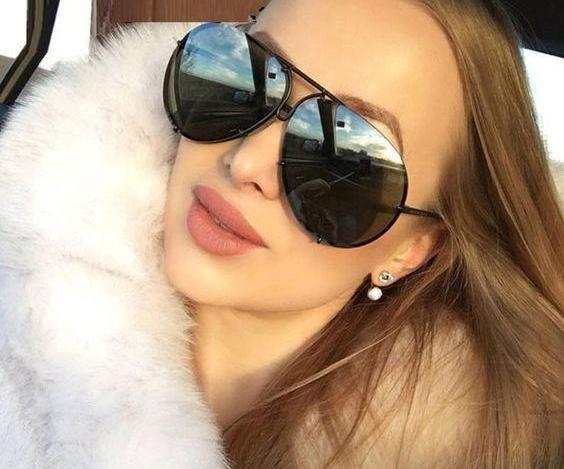عکس دختر خوشتیپ با عینک دودی