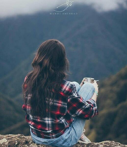 عکس پروفایل دختر تنها از پشت