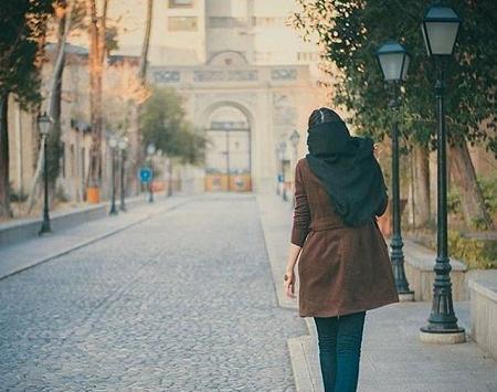 عکس پروفایل دختر تنها از پشت