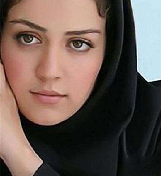 عکس افسانه پاکرو در فیلم رویای خیس