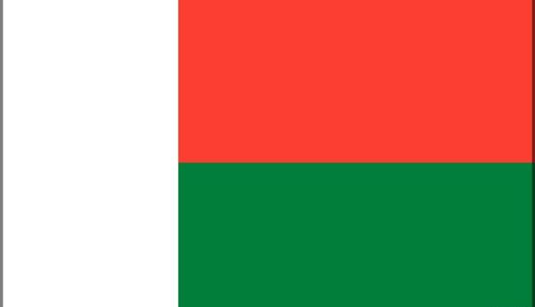عکس پرچم سفید سبز قرمز
