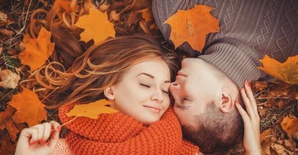 عکس پاییز عاشقانه بدون متن