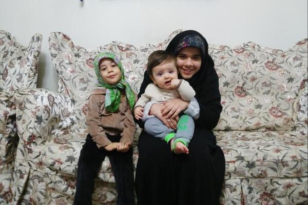عکس مادر و فرزند شهید