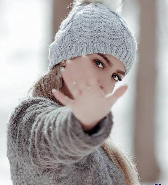ژست عکس دختر خوشگل برای پروفایل