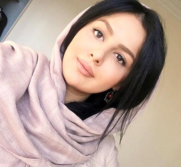 عکس مهراب خسته صدا و همسرش
