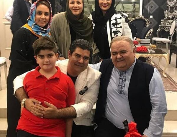 عکسهای اکبر عبدی با خانواده