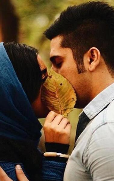 عکس دست دونفره طبیعی ایرانی