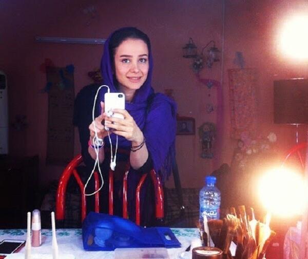 عکس گوشی الناز حبیبی