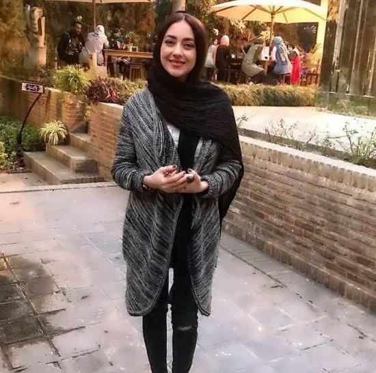 عکس بهاره کیان افشار و دوستانش