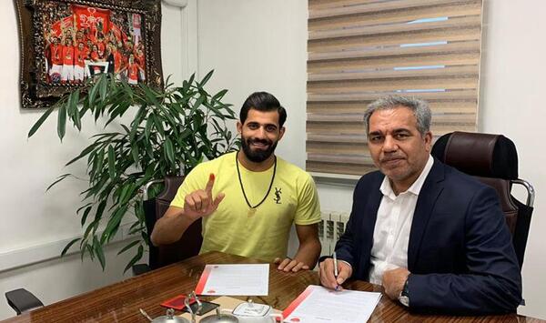 عکس خام پرسپولیس