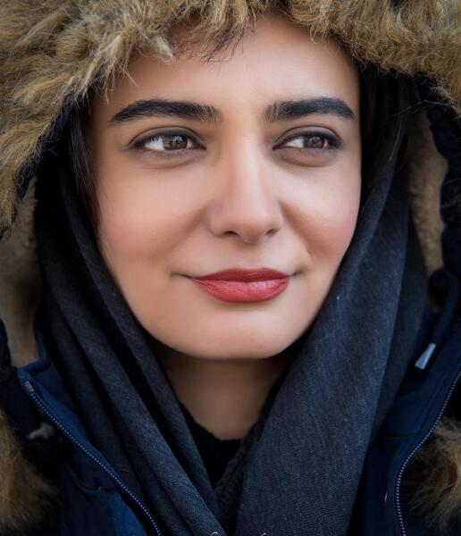 عکس لیندا کیانی برای پروفایل