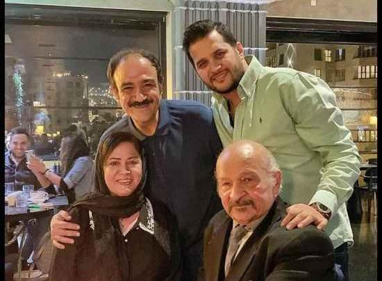 عکس سیاوش خیرابی و مادرش