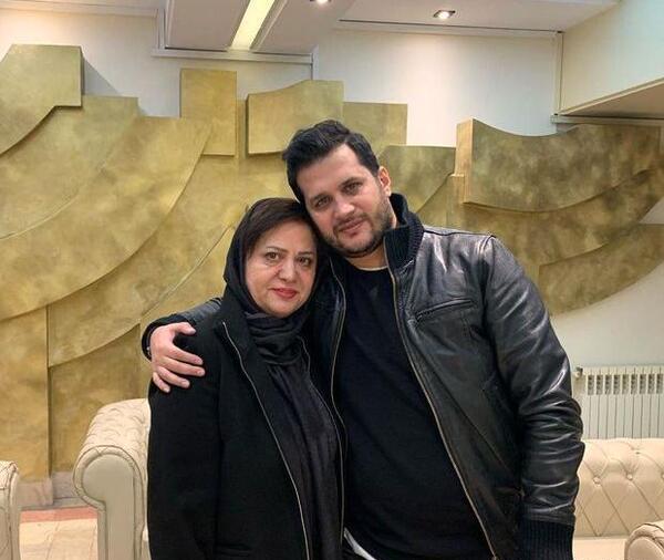 عکس سیاوش خیرابی و مادرش