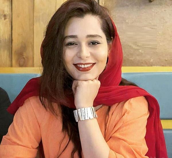 عکس از جواد عزتی با همسرش