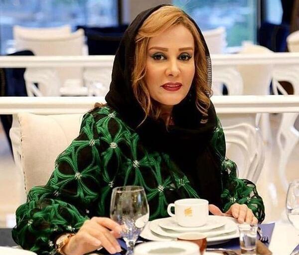 عکس شیوا خسرومهر و دخترش