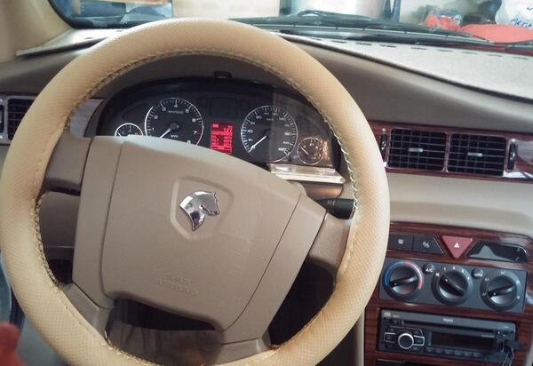 عکس پشت فرمون سمند