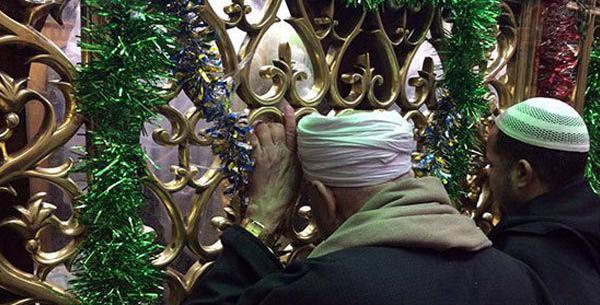 عکس حرم نفیسه خاتون