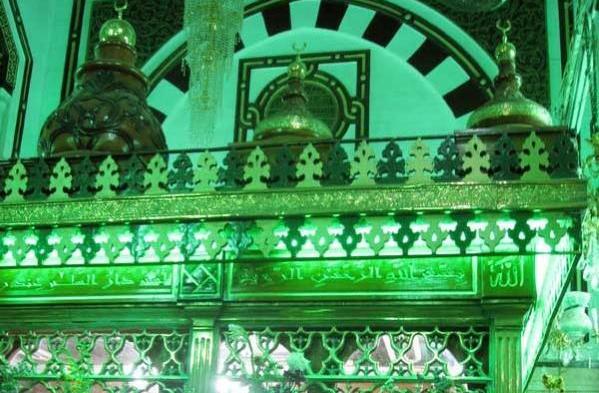 عکس حرم نفیسه خاتون