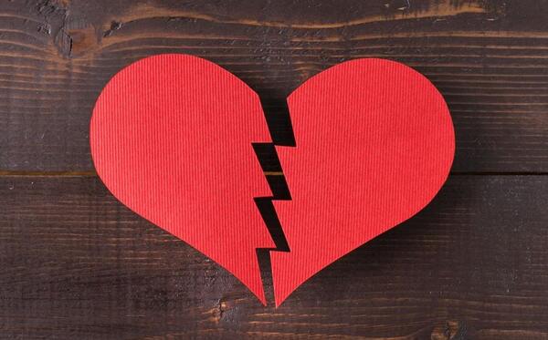 عکس خام قلب شکسته