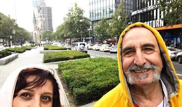 عکس فرهاد آئیش با همسرش