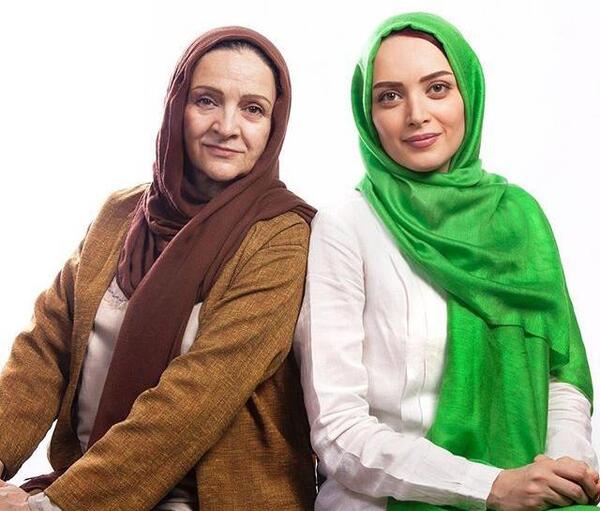 عکس بهنوش طباطبایی با خانواده