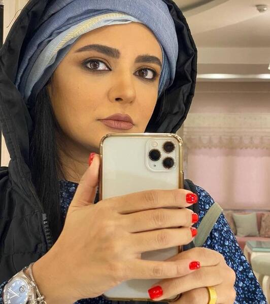 عکس لیندا کیانی با لباس
