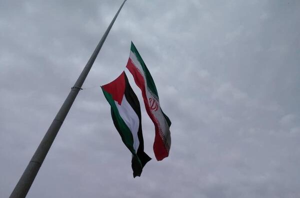 عکس پرچم و بیرق در جدول