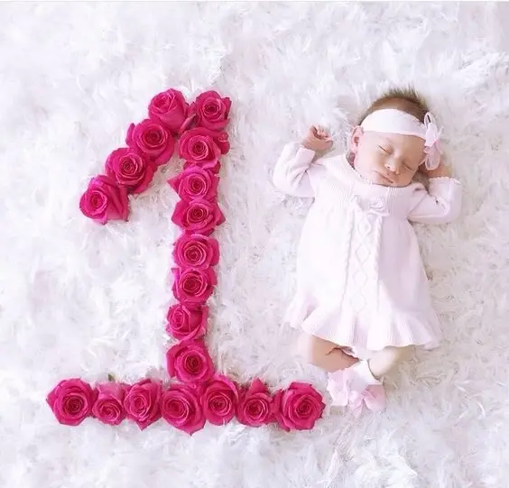 عکس ماهگرد تولد بچه