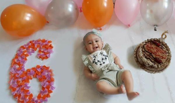 عکس ماهگرد شش ماهگی با غذا