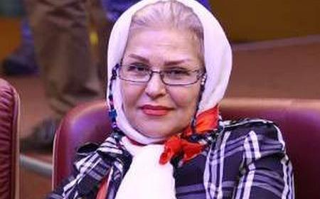عکس از اکرم محمدی و همسرش