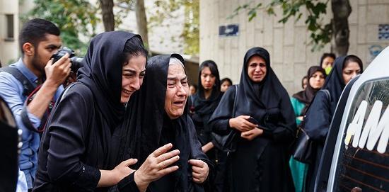 عکس خاکسپاری علی طباطبایی