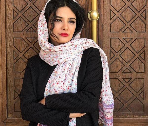عکس کودکی لیندا کیانی