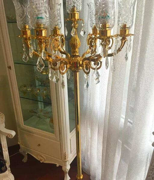 عکس لوستر ایستاده