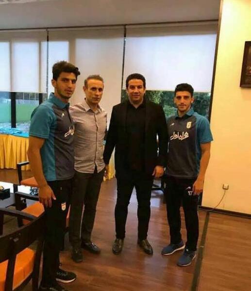 عکس زن گل محمدی